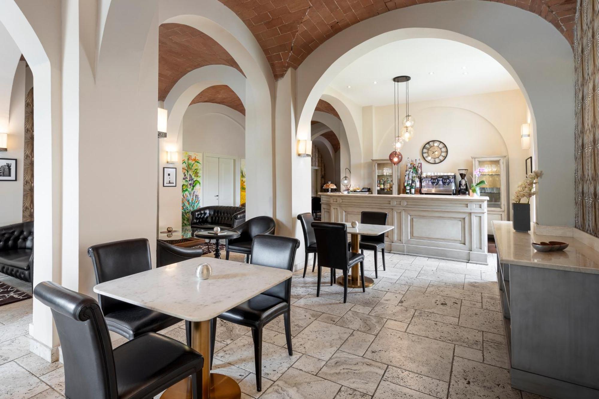 Hotel Certaldo Eksteriør bilde