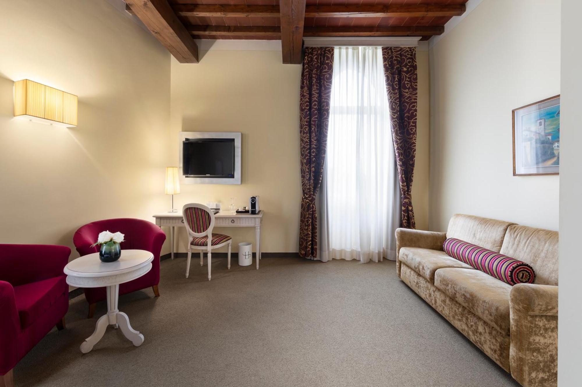 Hotel Certaldo Eksteriør bilde